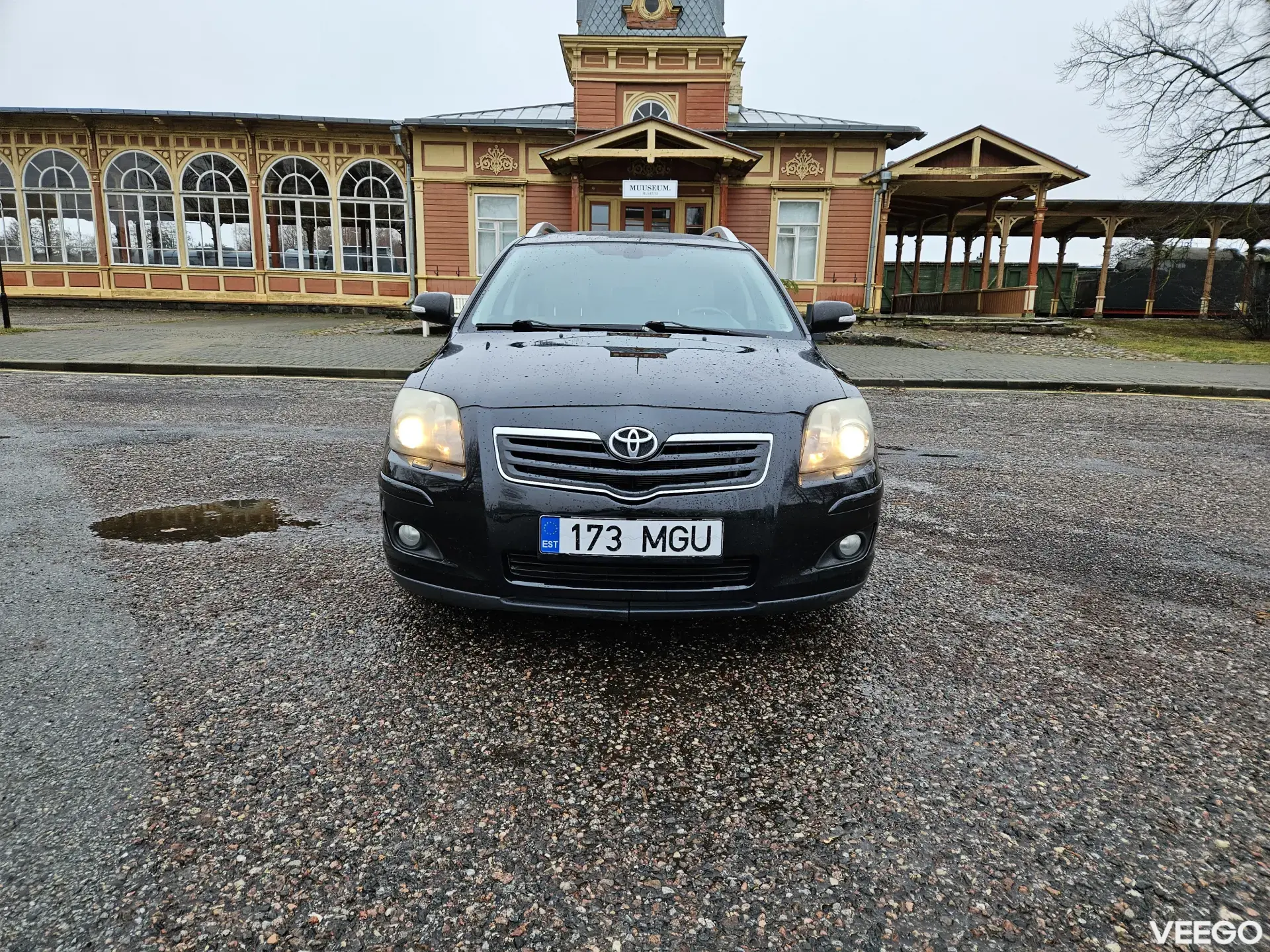 Toyota Avensis 2.0 108kW