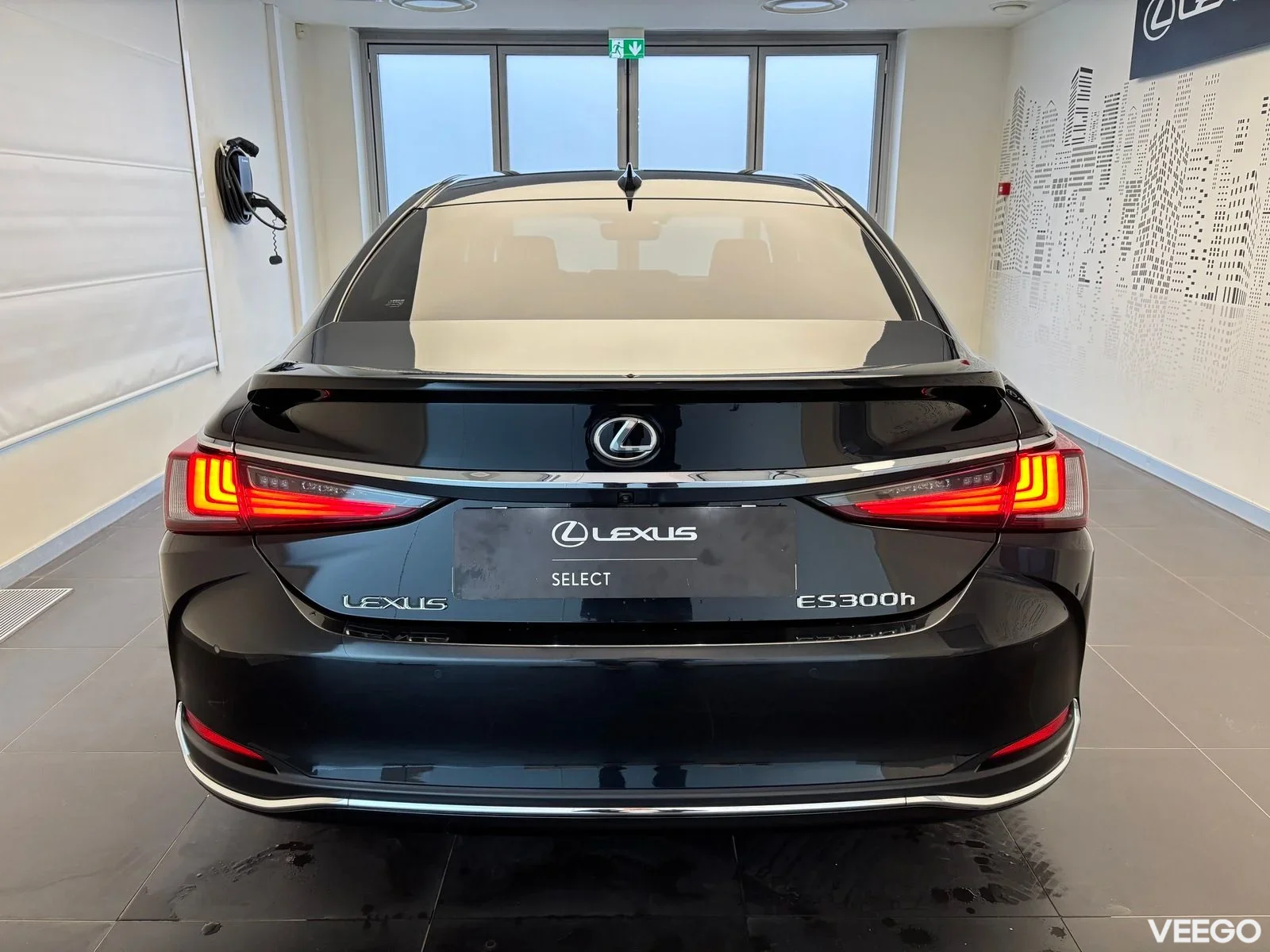 Lexus ES 300h - 164kW