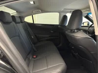 Lexus ES 300h - 164kW thumbnail