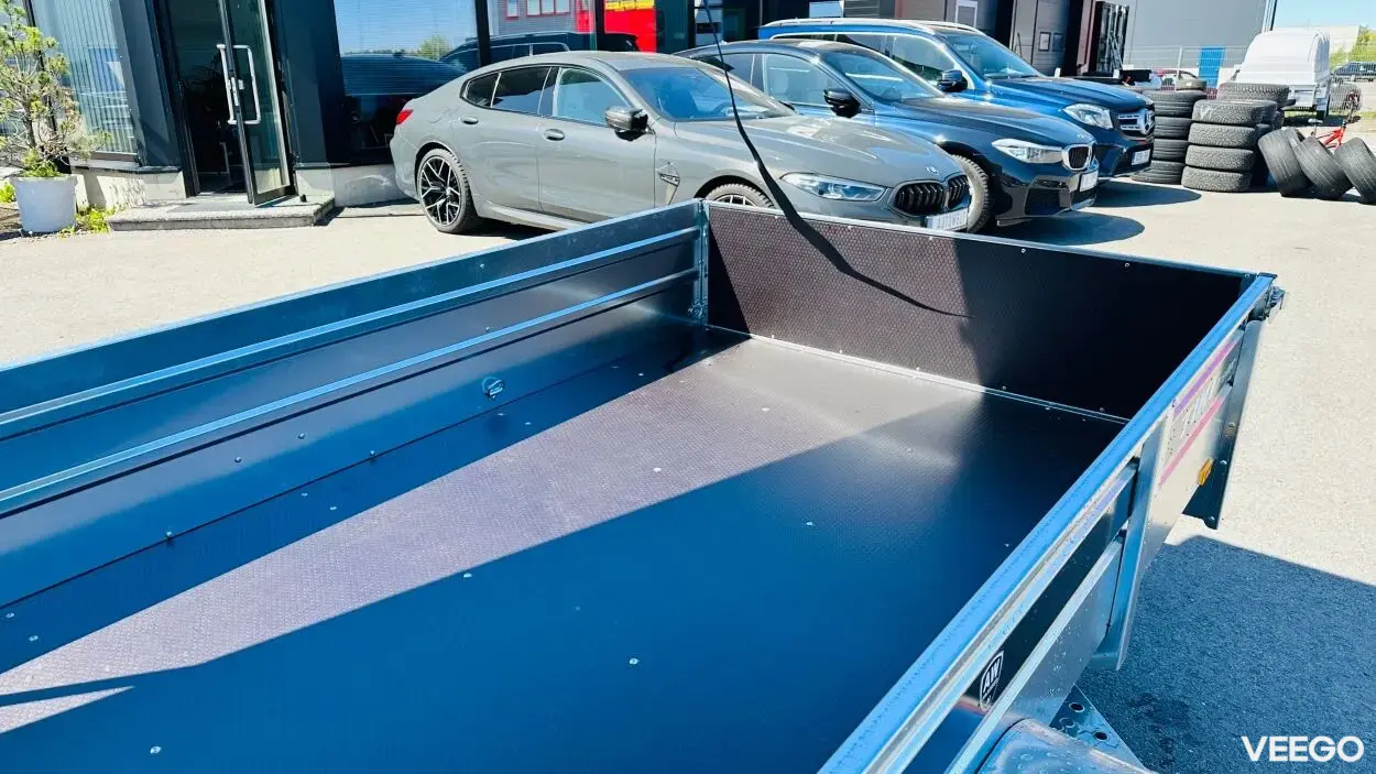 Tiki Treiler 300-LH 3.0x1.5 kaanega haagis