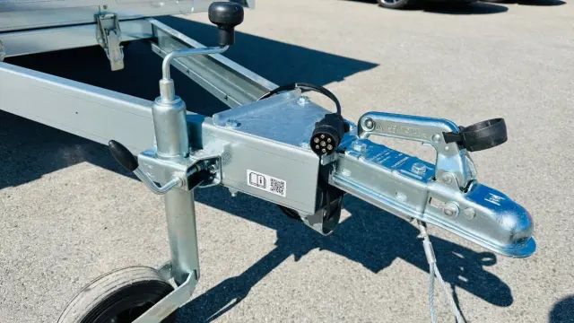 Image of Tiki Treiler 300-LH kastihaagis