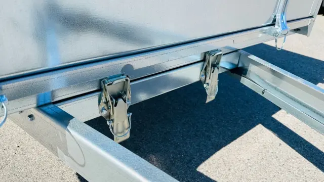 Image of Tiki Treiler 300-LH kastihaagis