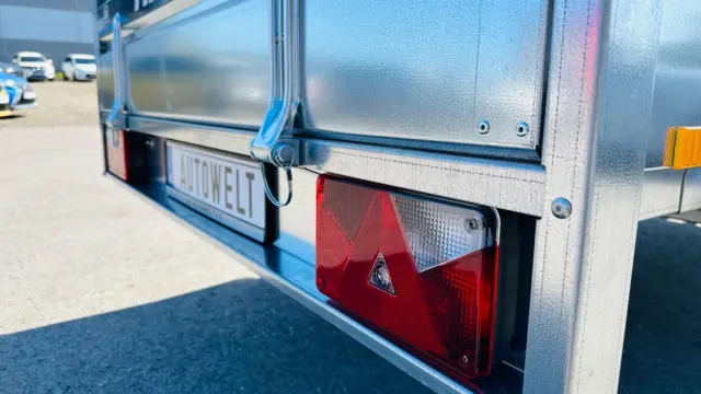 Image of Tiki Treiler 300-LH kastihaagis