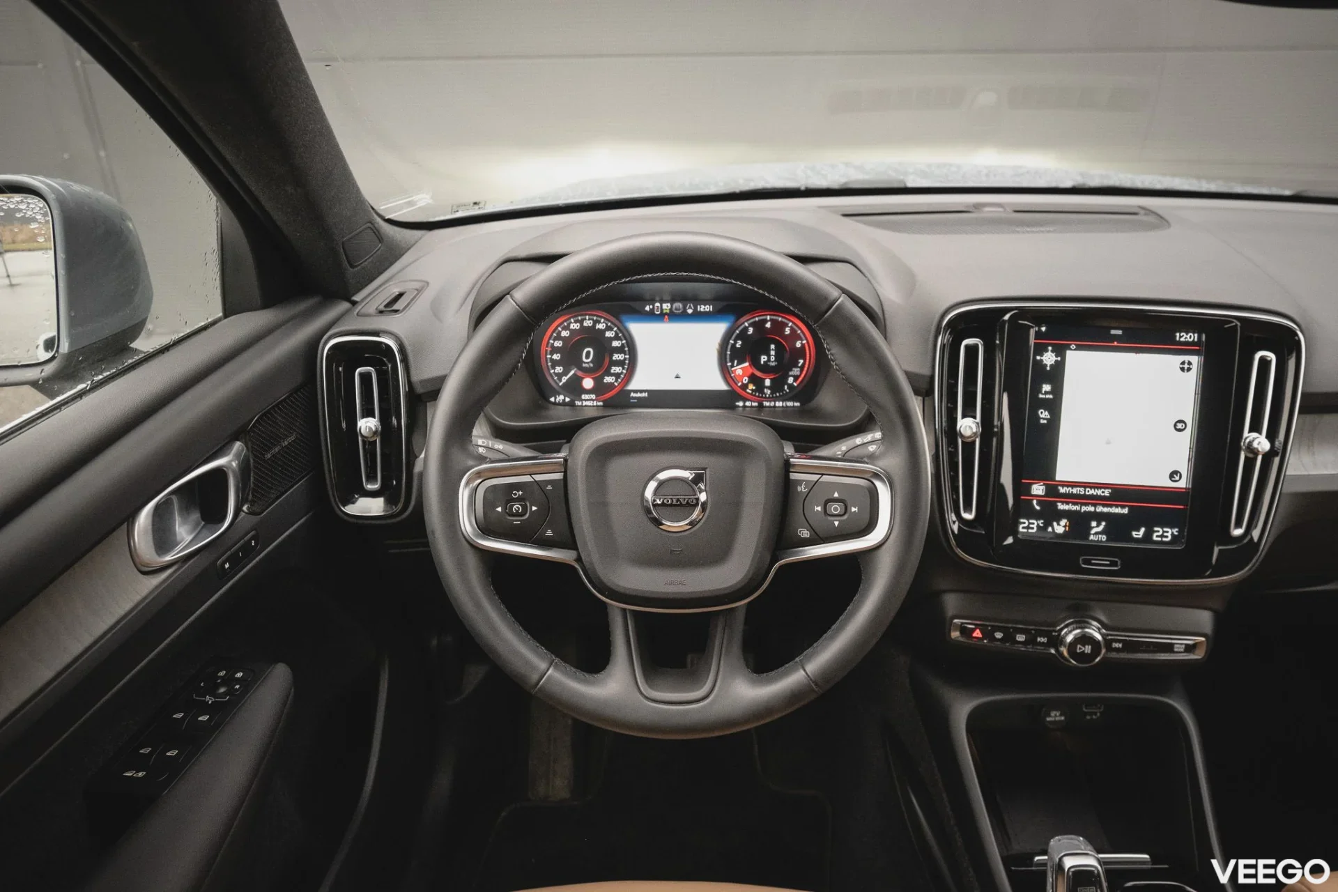 Volvo XC40 Inscription AWD MHEV 2 145kW