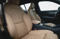 Volvo XC40 Inscription AWD MHEV 2 145kW thumbnail