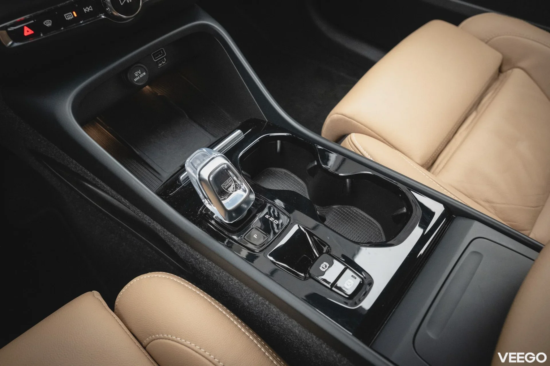 Volvo XC40 Inscription AWD MHEV 2 145kW