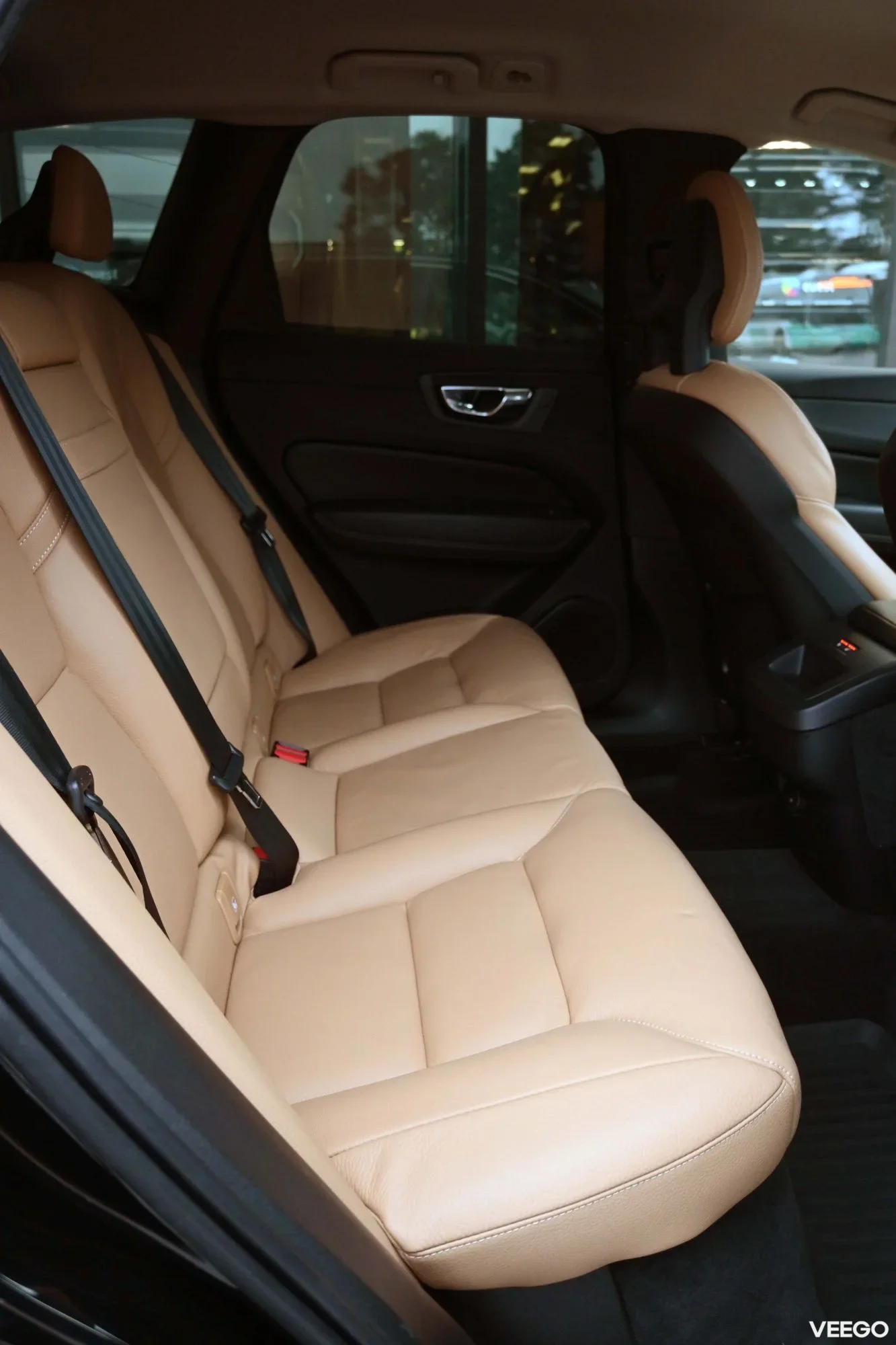 Volvo XC60 AWD B4 INSCRIPTION INTELLI SAFE PRO 145kW