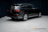 Audi Q7 3.0 TDI V6 ultra quattro S Line 7-Sits Panorama Dragkrok MOMS 160kW thumbnail