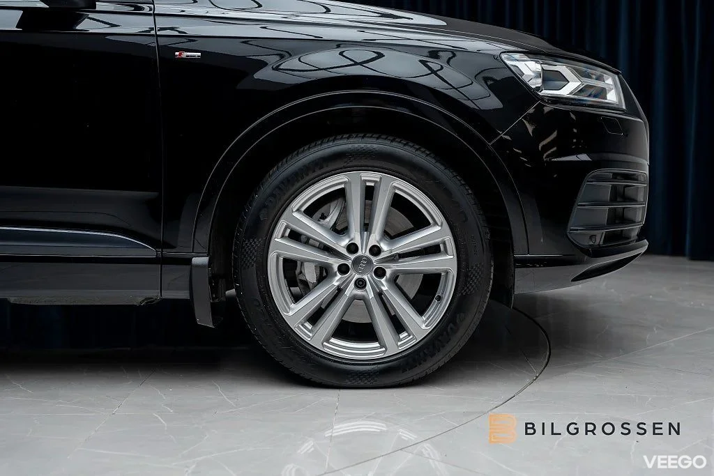 Audi Q7 3.0 TDI V6 ultra quattro S Line 7-Sits Panorama Dragkrok MOMS 160kW