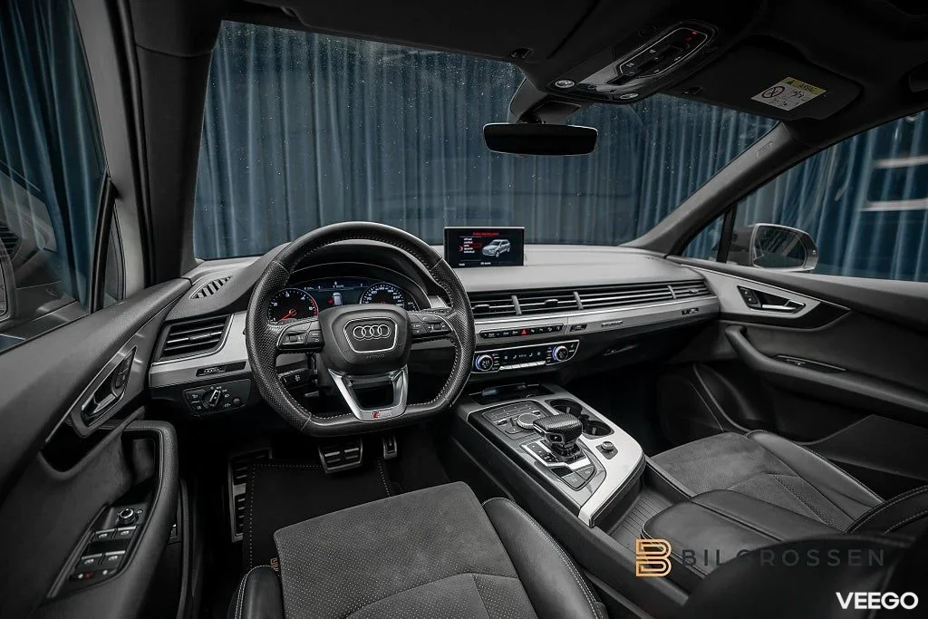 Audi Q7 3.0 TDI V6 ultra quattro S Line 7-Sits Panorama Dragkrok MOMS 160kW