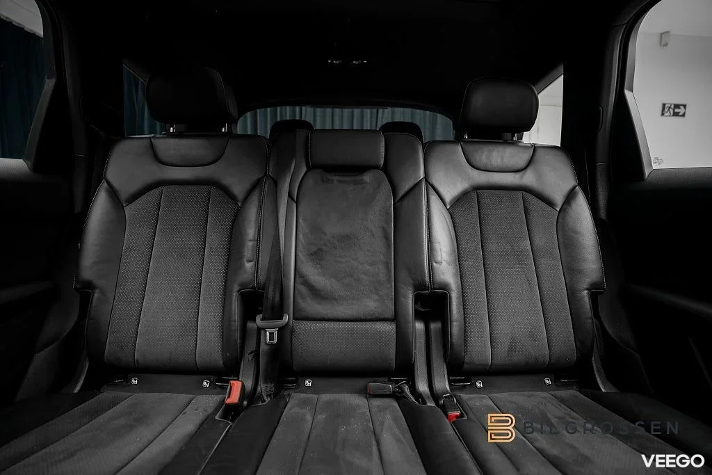 Audi Q7 3.0 TDI V6 ultra quattro S Line 7-Sits Panorama Dragkrok MOMS 160kW