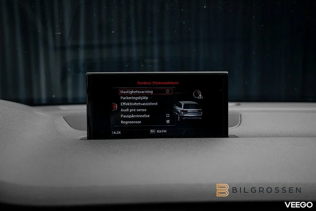 Audi Q7 3.0 TDI V6 ultra quattro S Line 7-Sits Panorama Dragkrok MOMS 160kW