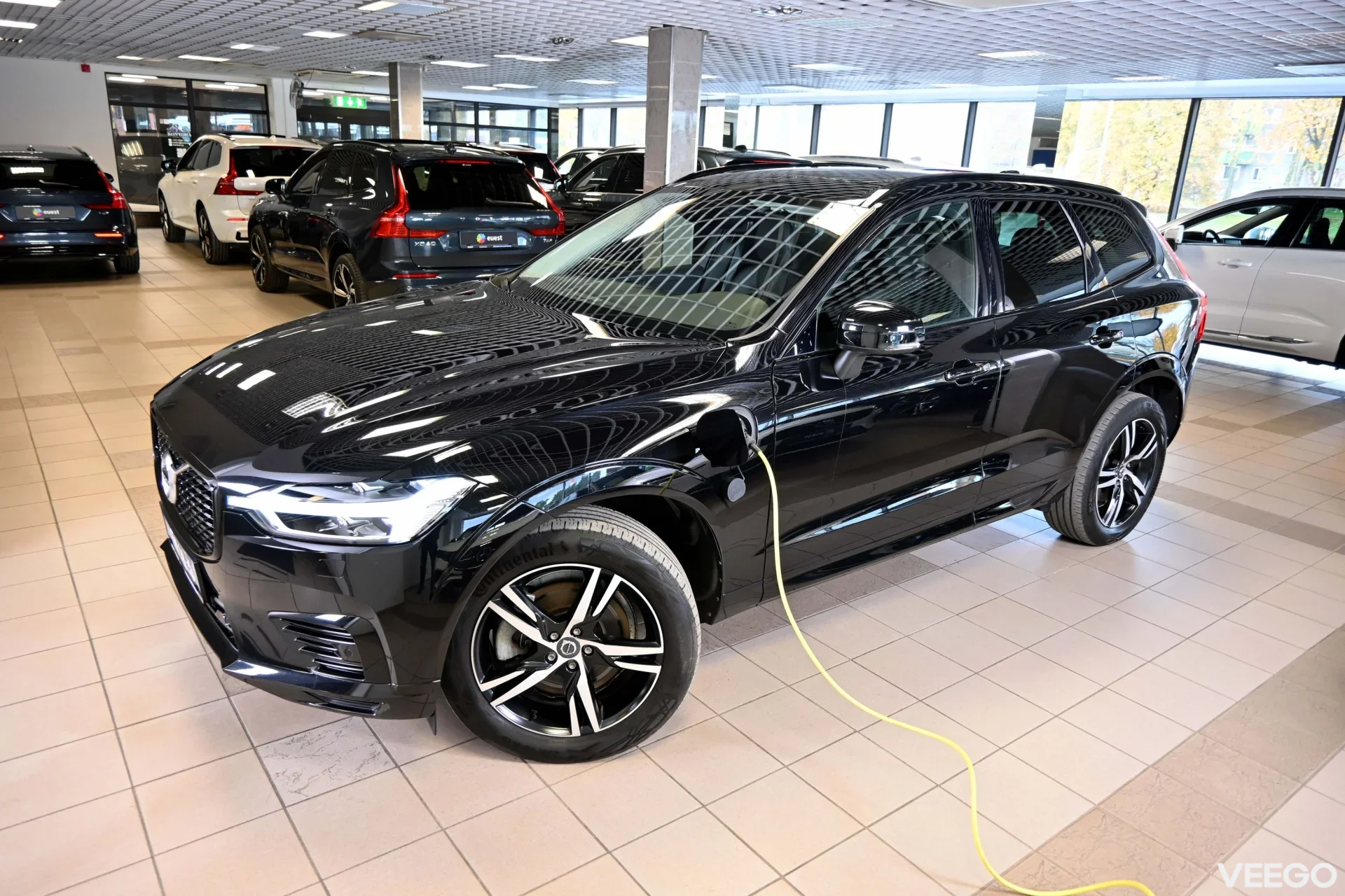 Volvo XC60 AWD R-DESIGN XENIUM INTELLI SAFE PRO 2 251kW
