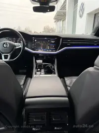 Volkswagen Touareg R-line 3.0 V6 170kW 3.0 170kW thumbnail