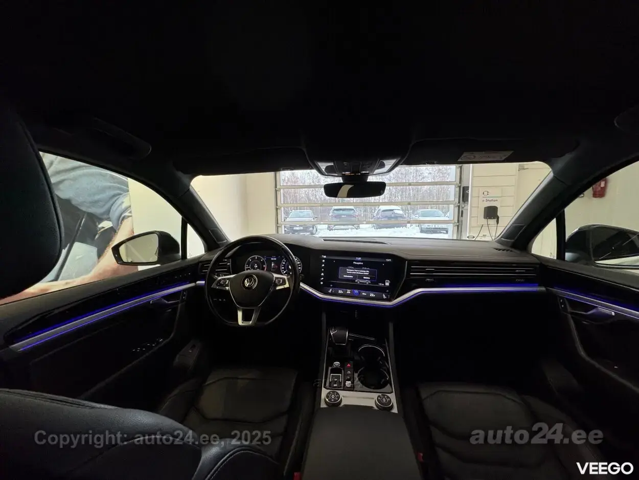 Volkswagen Touareg R-line 3.0 V6 170kW 3.0 170kW