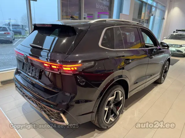Image of Volkswagen Tiguan R-LINE 2.0 TDI 110kW 2.0 110kW