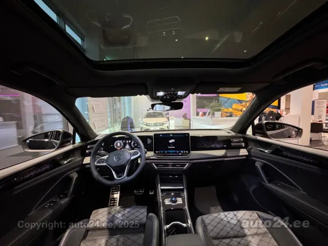 Image of Volkswagen Tiguan R-LINE 2.0 TDI 110kW 2.0 110kW