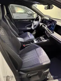 Volkswagen Tiguan R-Line 2.0 TDI 142kW 2.0 142kW thumbnail