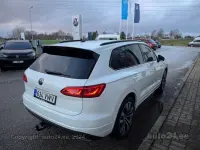 Volkswagen Touareg R-Line 3.0 170kW 3.0 170kW thumbnail