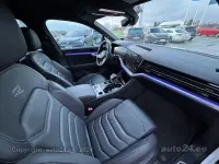 Volkswagen Touareg R-Line 3.0 170kW 3.0 170kW thumbnail