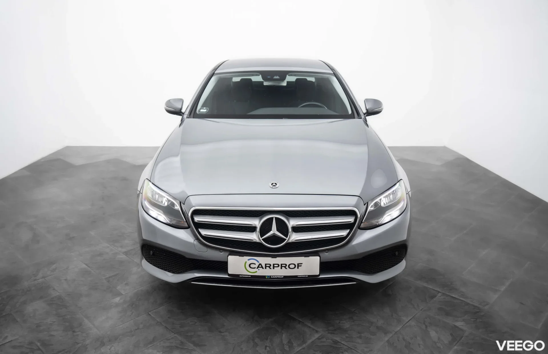 Mercedes-Benz E350 e Avantgarde 2.0 210kW