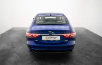 Jaguar XF 20d AWD 2.0 132kW thumbnail