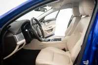 Jaguar XF 20d AWD 2.0 132kW thumbnail