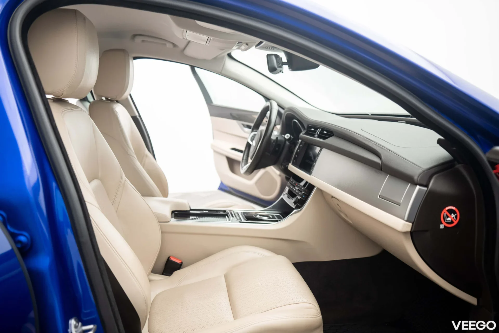 Jaguar XF 20d AWD 2.0 132kW