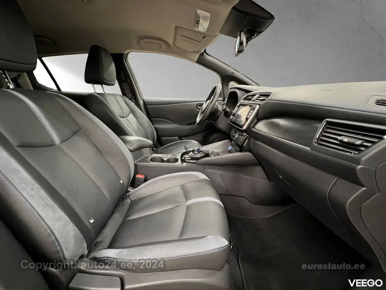 Nissan Leaf Tekna ProPilot 40kWh 90kW 0.0 90kW