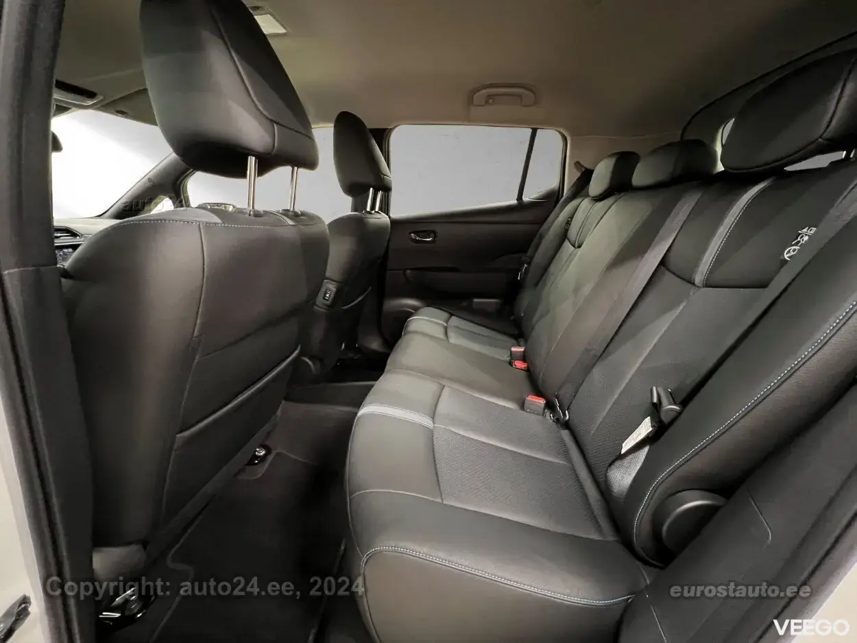 Nissan Leaf Tekna ProPilot 40kWh 90kW 0.0 90kW