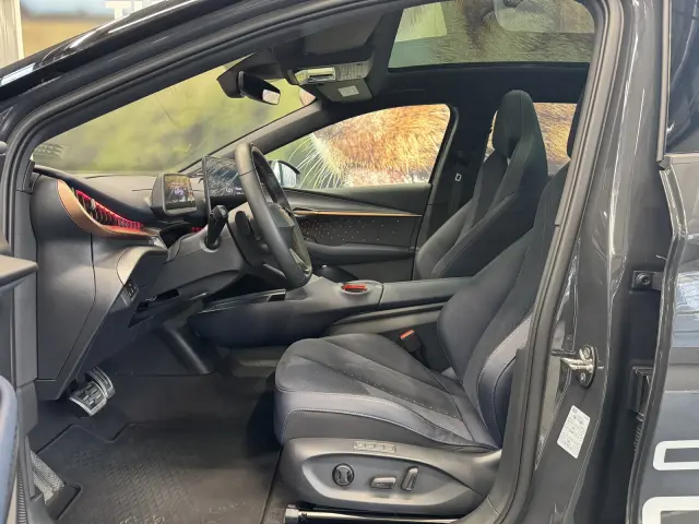 Image of Cupra Tavascan 77kW