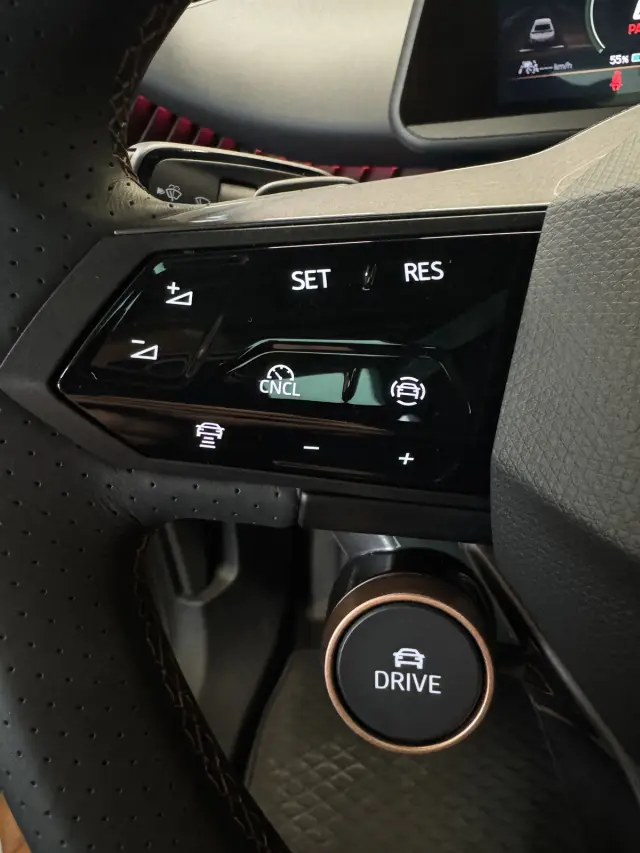 Image of Cupra Tavascan 77kW