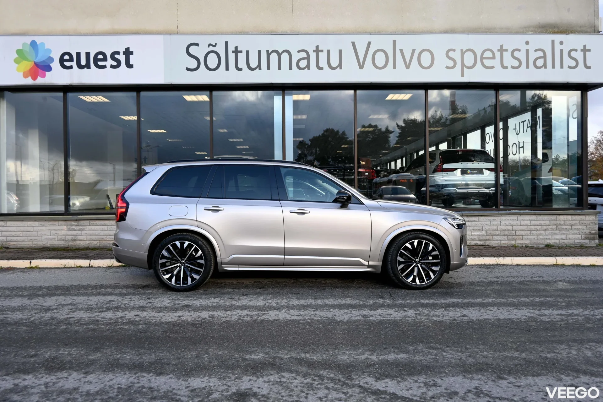 Volvo XC90 T8 TWIN ENGINE 7K AWD B&W 4C ULTRA DARK INTELLI SAFE PRO MY26 2 335kW