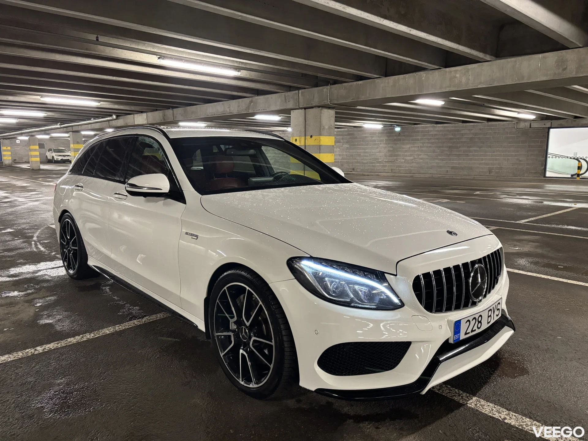 Mercedes-Benz C43 AMG 3.0 270kW