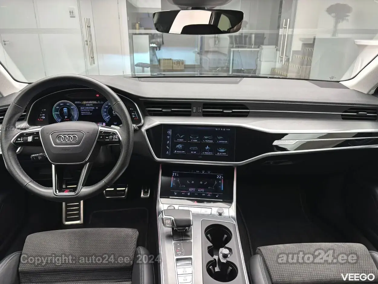 Audi A6 Avant 55 TFSI e quattro 270kW 2.0 195kW