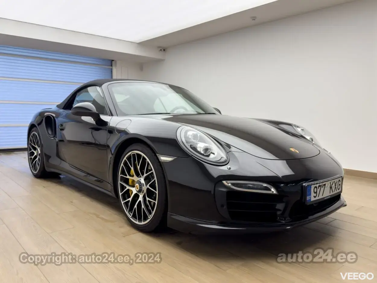 Porsche 911 Turbo S 3.8 412kW 3.8 412kW