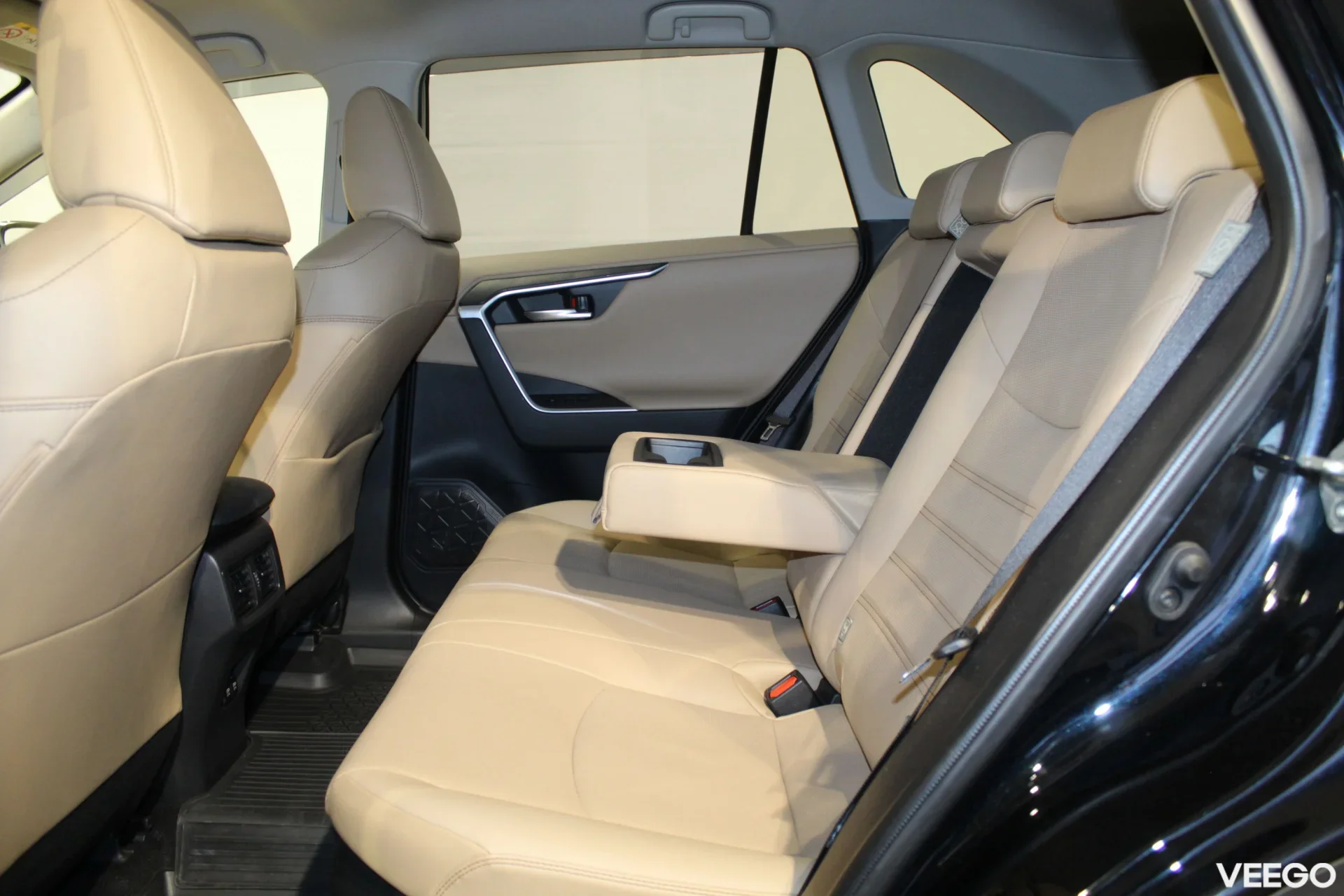 Toyota RAV4 Premium 4WD 2.5 131kW