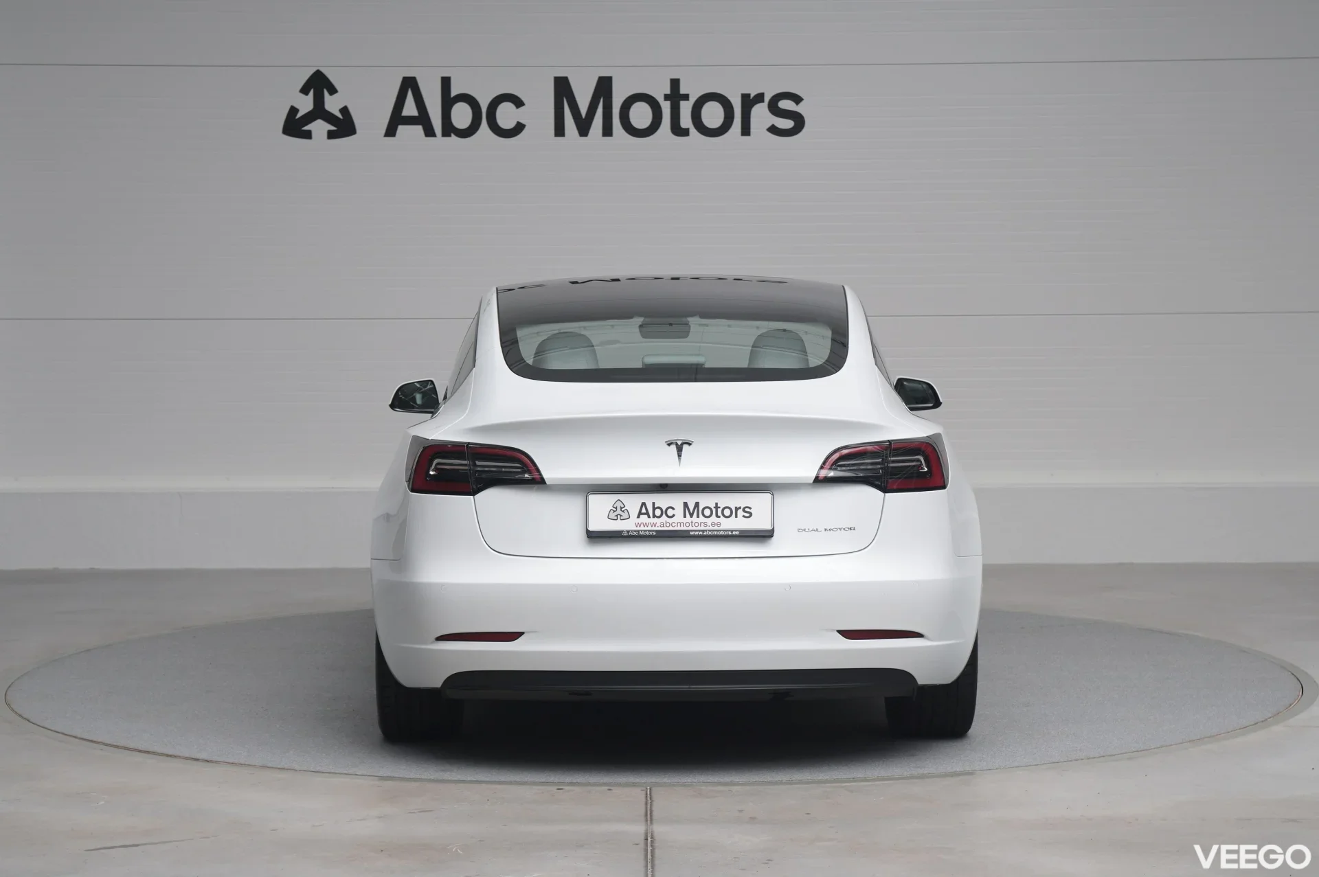 Tesla Model 3 Long Range AWD Dual Motor