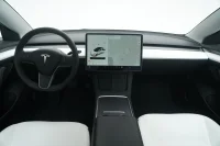 Tesla Model 3 Long Range AWD Dual Motor thumbnail