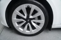 Tesla Model 3 Long Range AWD Dual Motor thumbnail