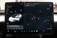 Tesla Model 3 Long Range AWD Dual Motor thumbnail