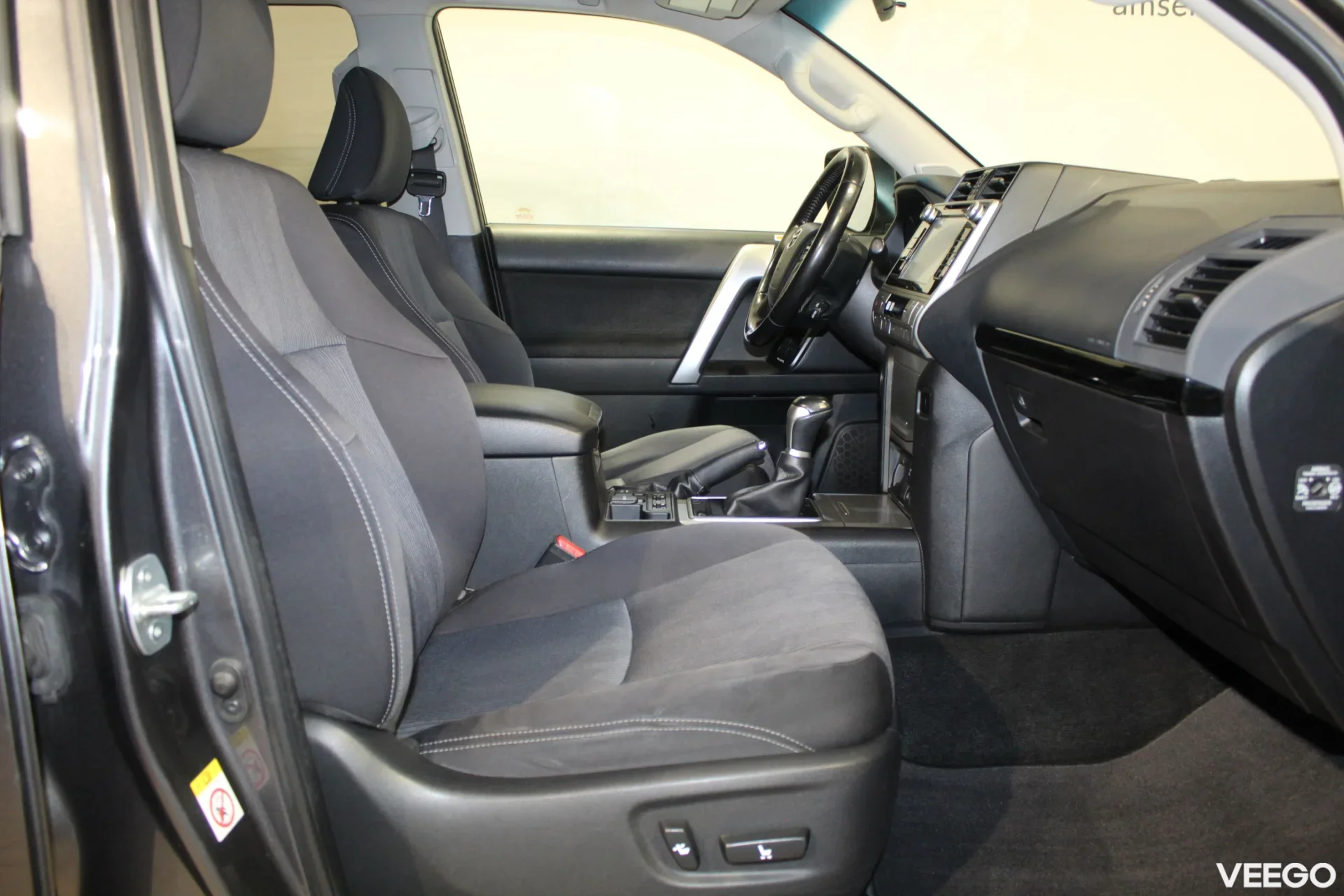 Toyota Land Cruiser 150 Luxury 4WD N1 2.8 130kW