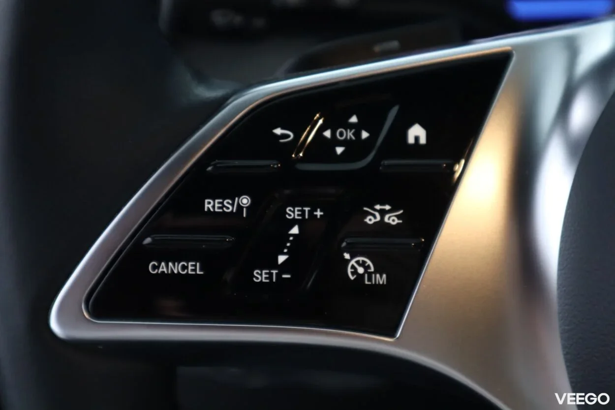 Mercedes-Benz V300 d 4Matic Avantgarde A3 174kW