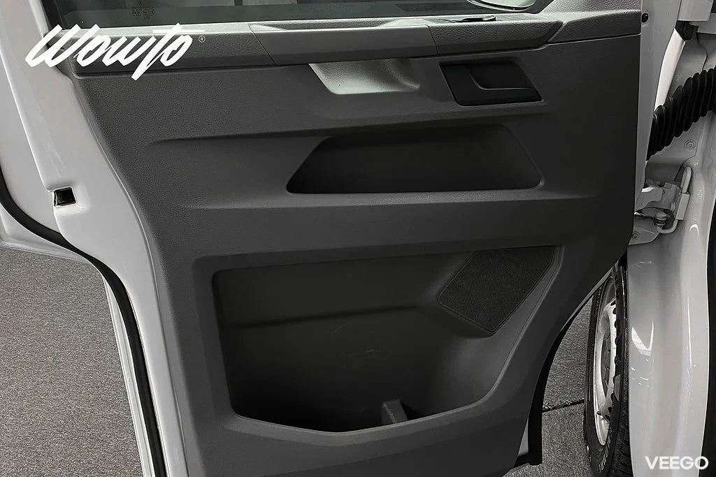 Volkswagen Transporter Kombi 2.0 TDI 4M DSG L2 5-Sits 110kW