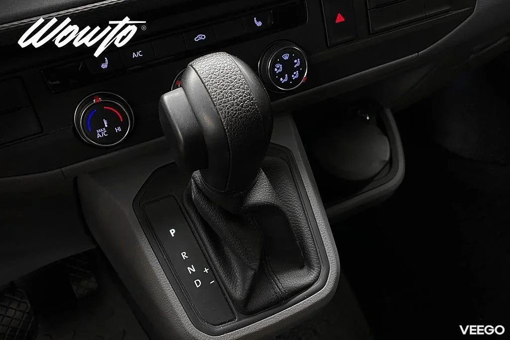 Volkswagen Transporter Kombi 2.0 TDI 4M DSG L2 5-Sits 110kW