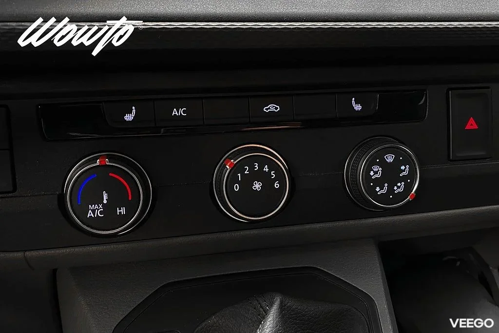 Volkswagen Transporter Kombi 2.0 TDI 4M DSG L2 5-Sits 110kW