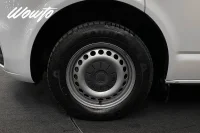 Volkswagen Transporter Kombi 2.0 TDI 4M DSG L2 5-Sits 110kW thumbnail