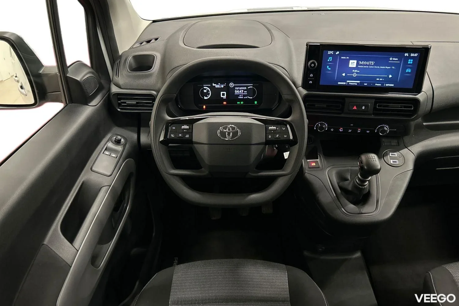 Toyota Proace City Compact Double Side Door Shuttle 1.5 75kW