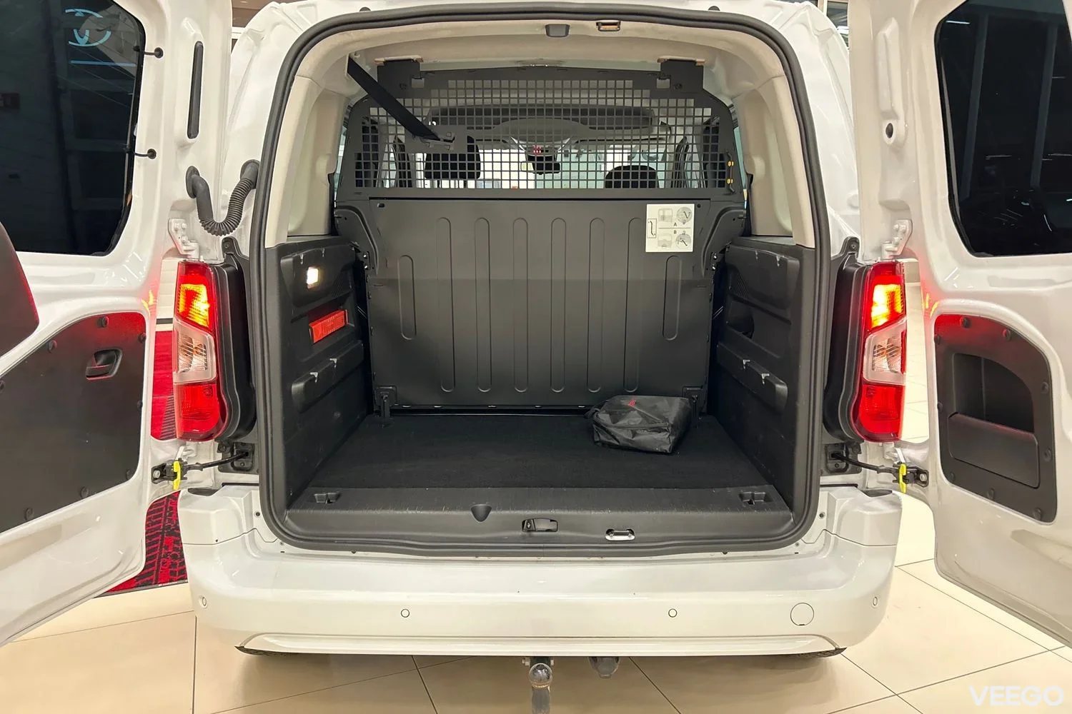 Toyota Proace City Compact Double Side Door Shuttle 1.5 75kW