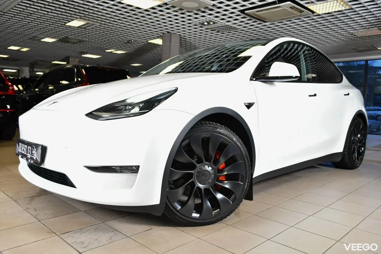 Tesla Model Y AWD / PERFORMANCE / Long Range Dual / FULL 393kW